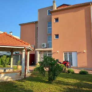 3* Gostinjska kuća Grgic